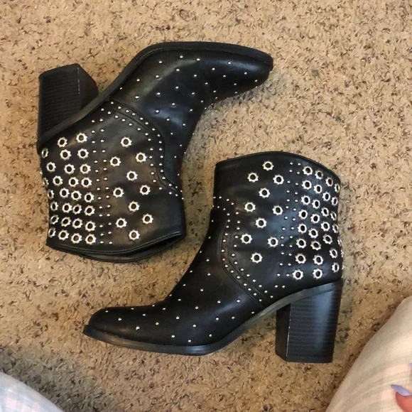 Black Grommet Boots - Picture 1 of 6